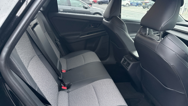 Toyota bZ4X 165kW Design 73kWh 5dr Auto Electric Hatchback